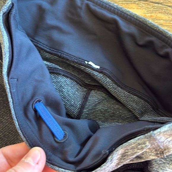 Lululemon Speed Up Tight Leggings | Size 4 - Picture 2 of 7
